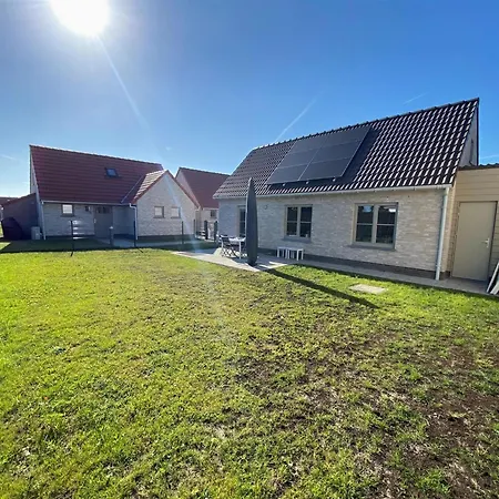 In With Private Garden, Cleaning Included Сasa de vacaciones Koksijde